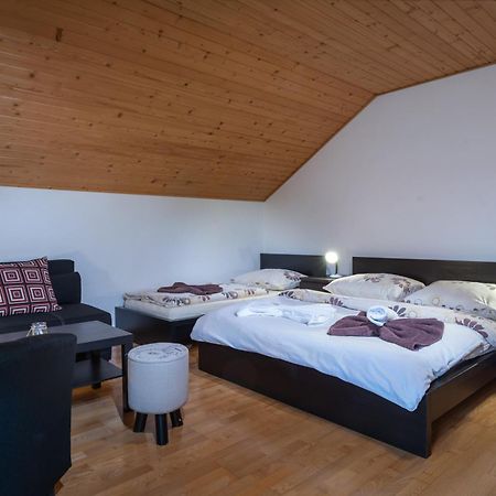 Vila 27 Bešeňová Kültér fotó